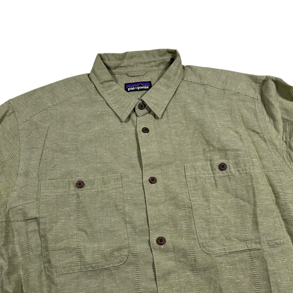 Patagonia Back Step Shirt Mens L Green Short Sleeve Dobby Stripe Pockets